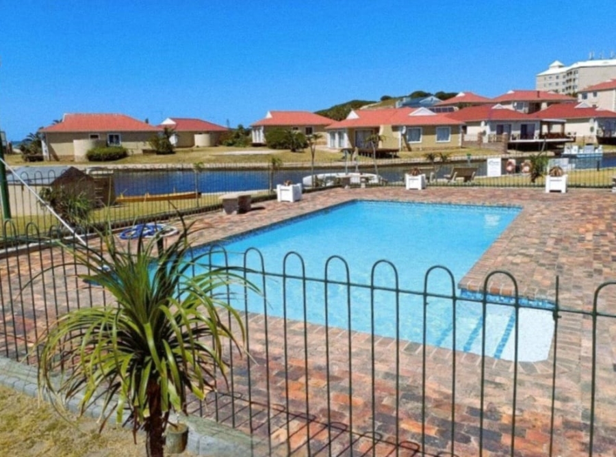 3 Bedroom Property for Sale in Marina Martinique Eastern Cape